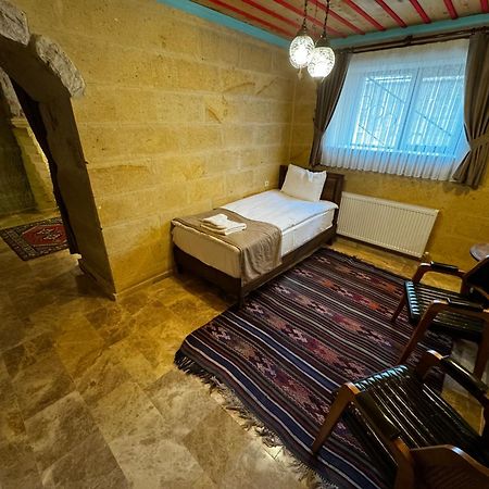 Готель Rustic Caves Гьореме Екстер'єр фото